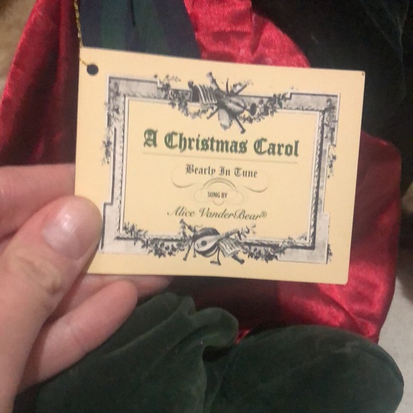 Muffy Vanderbear ALICE Christmas Carol - Picture 2 of 4